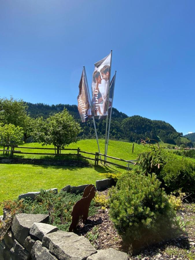 Wohlfuehlhotel Berwanger Hof Obermaiselstein Exterior foto