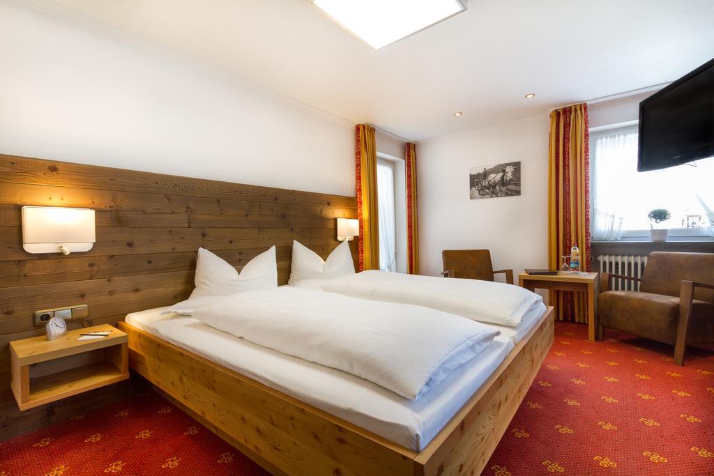 Wohlfuehlhotel Berwanger Hof Obermaiselstein Exterior foto